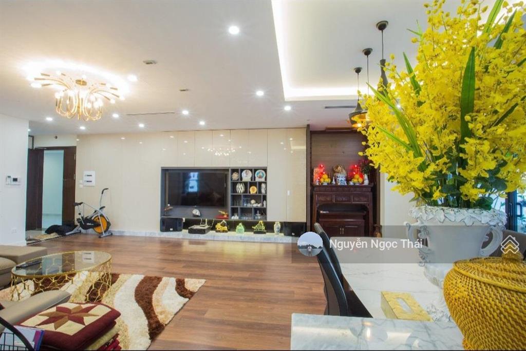 (giá chuẩn) bán căn góc 3pn  2wc 128m2 times tower, full nội thất, sổ đỏ, slot ô tô. giá 12 tỷ