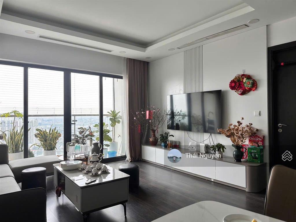 (giá chuẩn) bán căn 3pn  2wc 102m2 gold season, full nội thất, hướng mát, slot ô tô. giá 11,3 tỷ