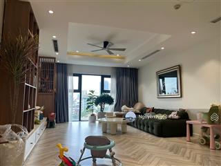 (chính chủ) bán căn góc 3 ngủ 2wc 105m2, full nội thất đẹp, slot ô tô, sổ đỏ. giá 7,8 tỷ eco green
