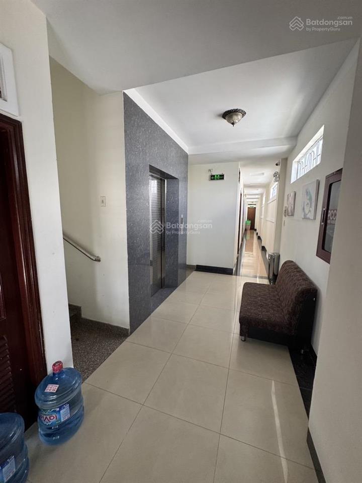 Căn hộ dịch vụ, phú thọ hoà, cho thuê khoán 90tr/th, 7 tầng, đường 16m  26 phòng, wc khép kín.