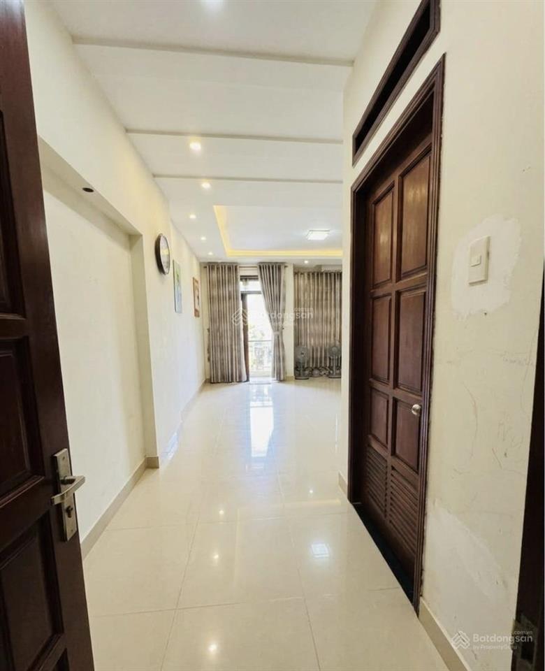 Đường nhựa 8m thông, cách chợ tân hương 200m, 6 tầng + thang máy 480kg, dt 5x20, giá 12,9 tỷ tl