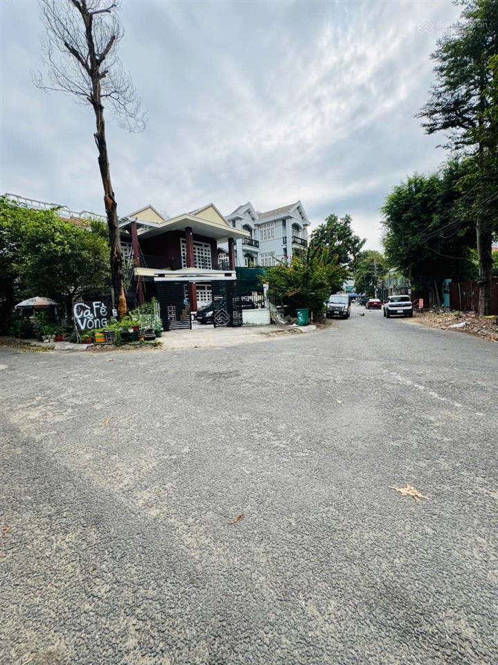 Bán đất khu tên lửa, 250m2, ngang 12.5m, đường nhựa 8m, gần chợ bà hom, giá 11 tỷ tl.