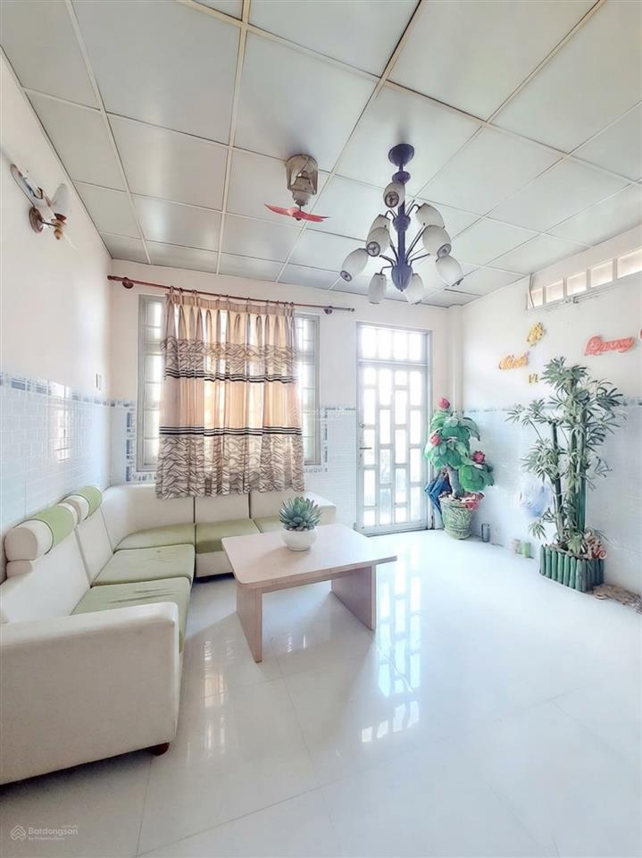 Nhà chính chủ bùi tư toàn, 120m2 (4.5x27m), 3 tầng chỉ 8 tỷ thương lượng, đang cho thuê 25tr/th