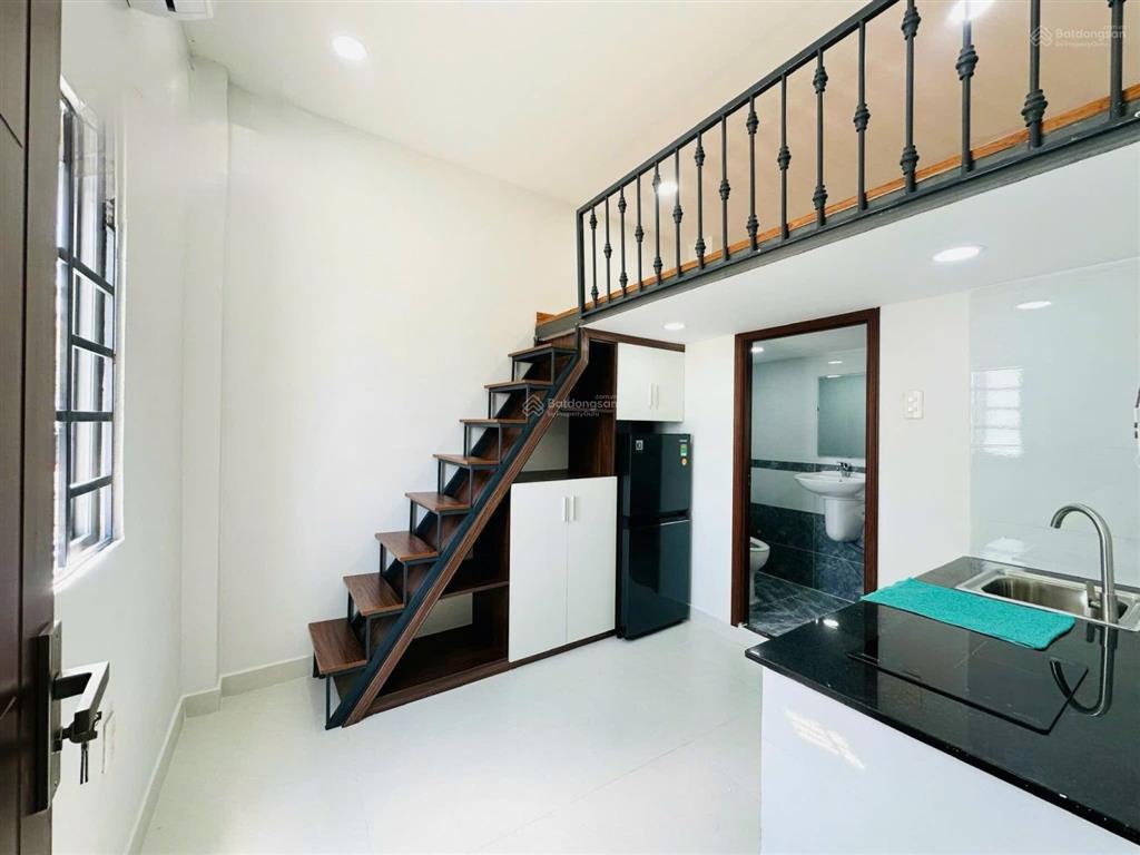 Căn hộ dịch vụ mặt tiền chợ bà hom  120m2 (6x20m)  sẵn tn 50tr/th  chỉ 11,x tỷ