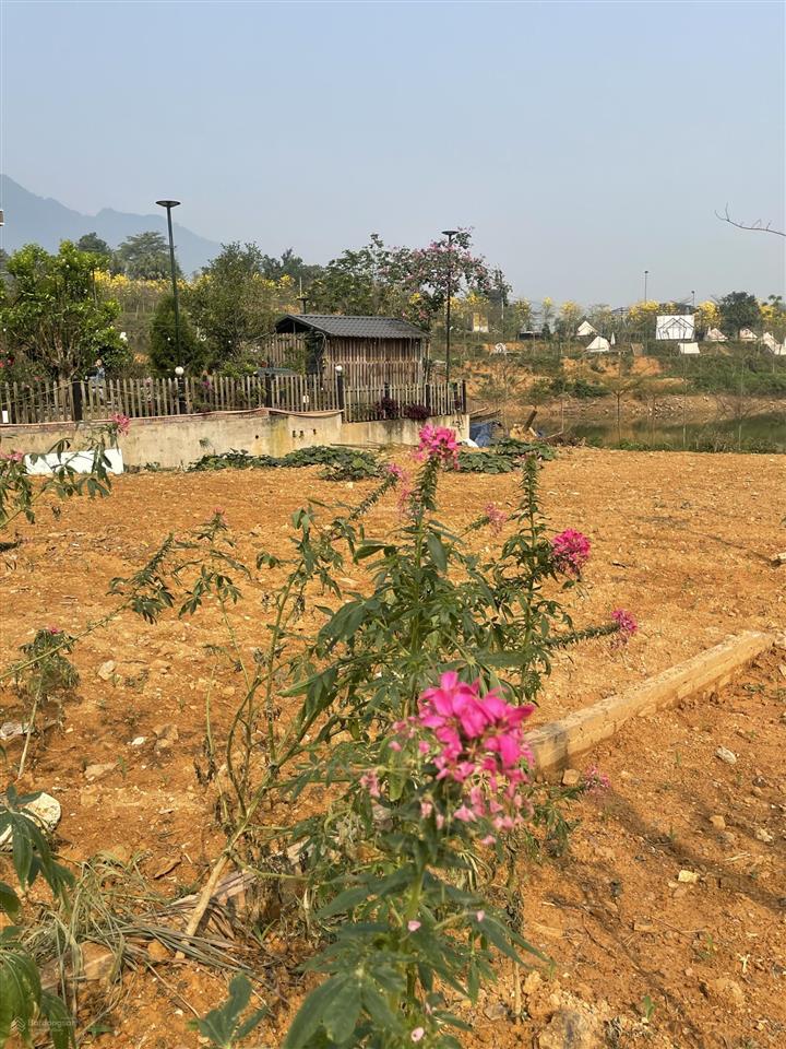 Bán đất nghỉ dưỡng lưng tựa núi mặt hướng thủy tại trung tâm nghỉ dưỡng yên bài, gần ngay metro
