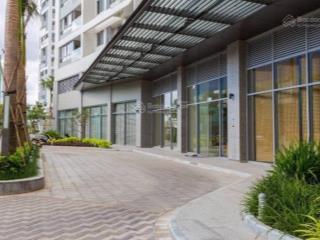 Kẹt tiền bán gấp cc green valley. 3pn, 2wc, 120m2. giá tốt 10,5 tỷ ô xe hầm. đầy đủ nội thất đẹp