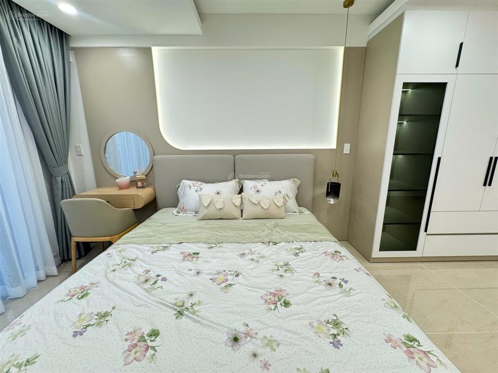 Bán cc scenic valley 1 view sông giá tốt 14,2 tỷ, 133m2, 3pn, 2wc, full nội thất, hđ thuê 45 triệu