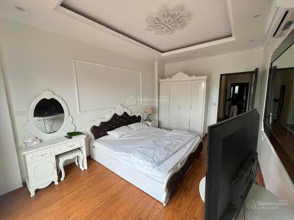Cho thuê nhà mặt phố đông thiên, vĩnh hưng, gara ô tô