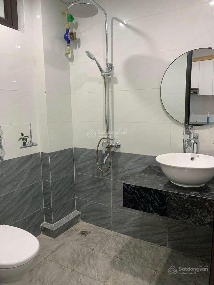 Cho thuê nhà vĩnh hưng, hoàng mai, gần cầu vĩnh tuy  ô tô tải đỗ cửa, 22tr