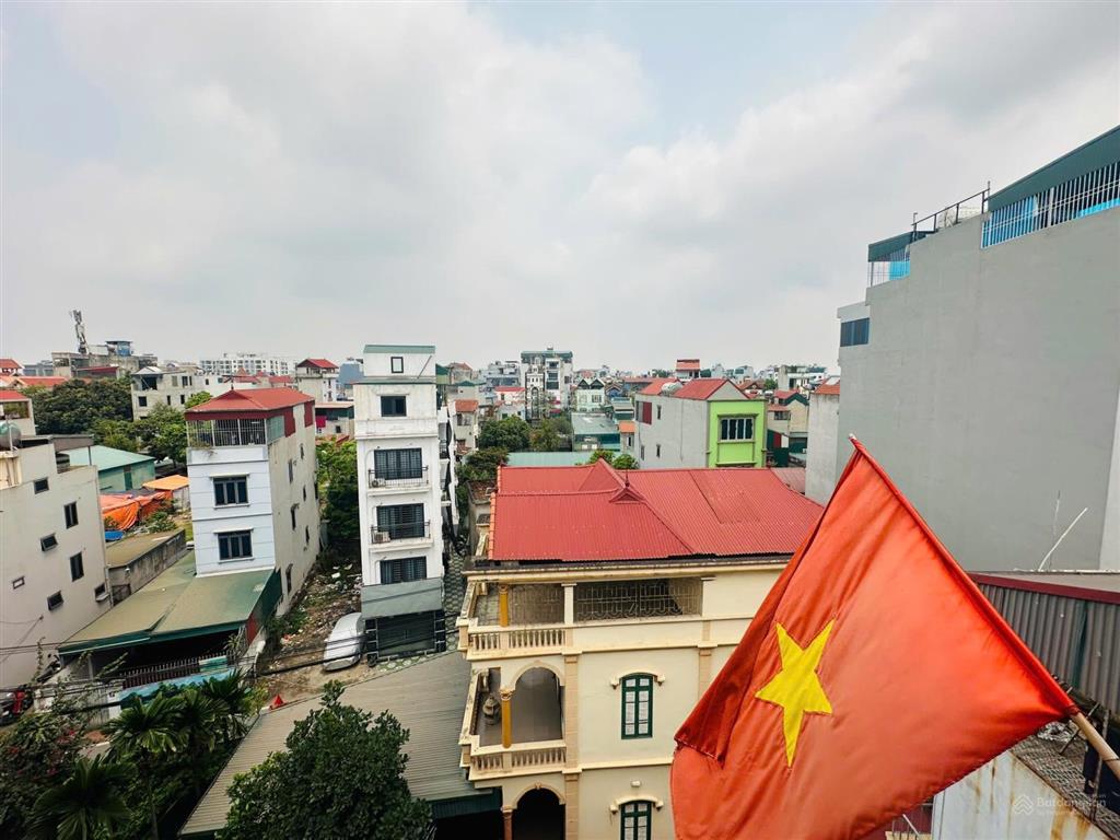 Bán nhà vân canh cuối trịnh văn bô sát nhổn 5 tầng mới oto 5 chỗ đỗ cổng, ở hoặc cho thuê ok