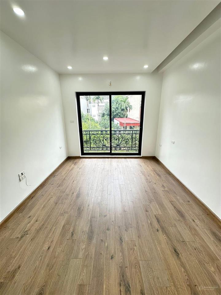 Bán nhà vân canh sát trịnh văn bô kéo dài nhổn. oto đỗ cửa kinh doanh tốt 37m24 tầng mới tinh.