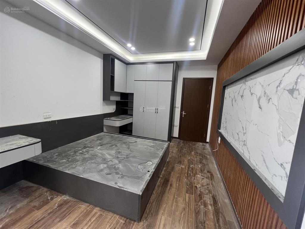 Bán nhà vân canh sát trịnh văn bô kéo dài nhổn. oto đỗ cửa kinh doanh tốt 37m24 tầng mới tinh.