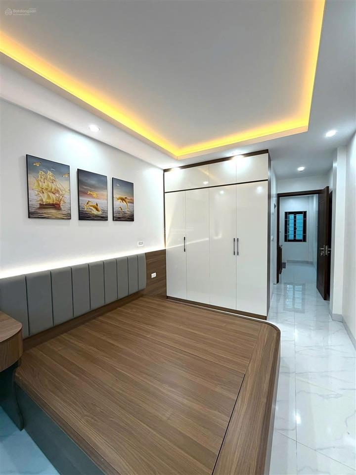 Bán nhà lai xá sát nhổn 34m5tầng full nội thất oto đỗ ngay cổng