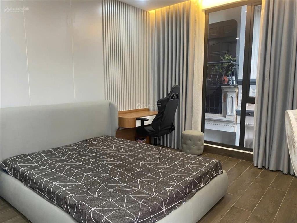 Hà đông  45m²  nhỉnh 9 tỷ  vài bước ra hồ văn quán