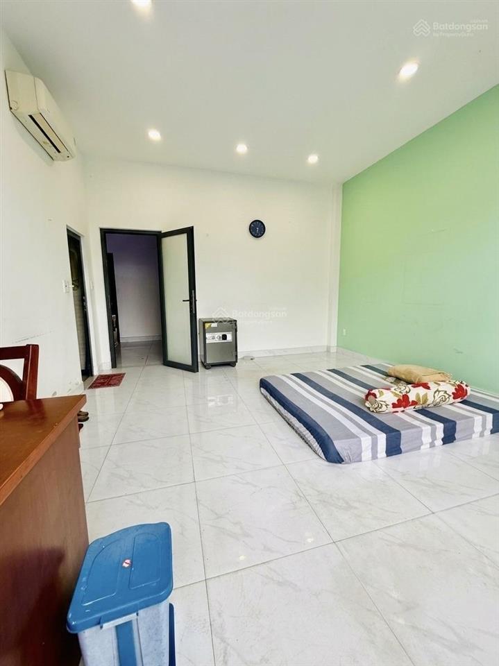 Bán nhà 4 tầng (5.9x16), hẻm nhựa 6m minh phụng, quận 6 giáp quận 11