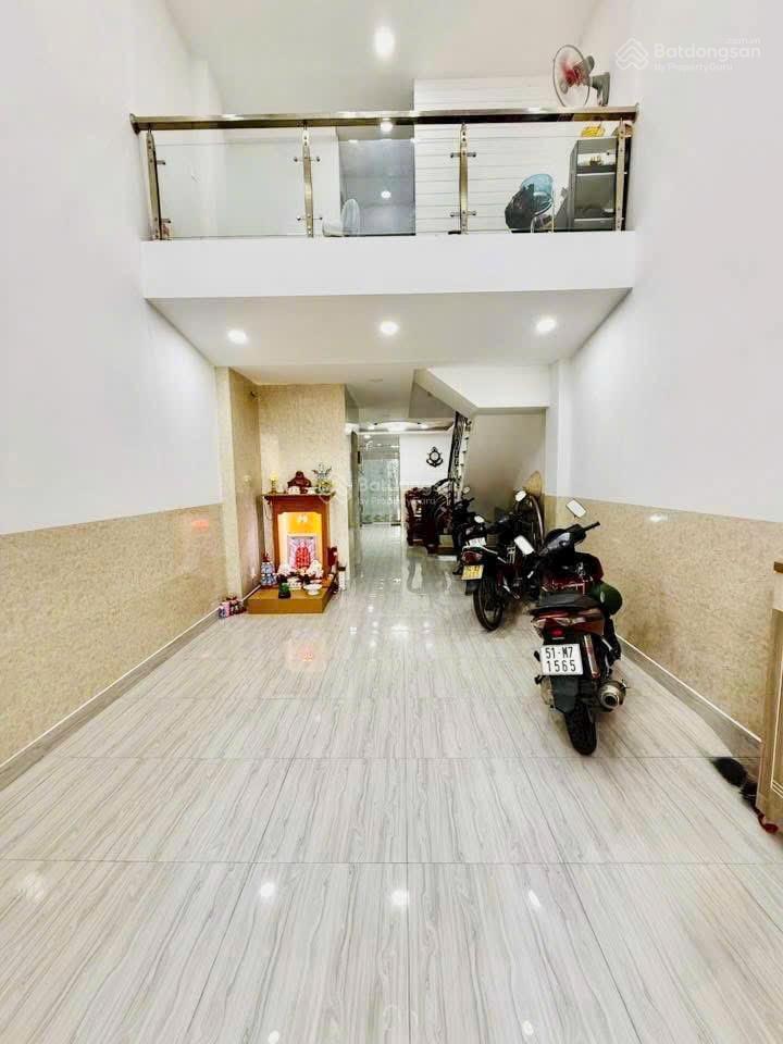 Bán nhà 6 tầng (4x16) có thang máy, hẻm 8m gần vòng xoay, coopmart, chợ phú lâm, quận 6