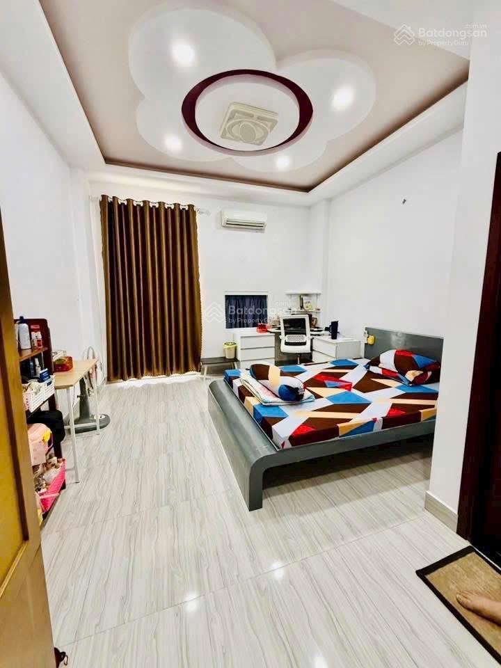 Bán nhà 6 tầng (4x16) có thang máy, hẻm 8m gần vòng xoay, coopmart, chợ phú lâm, quận 6