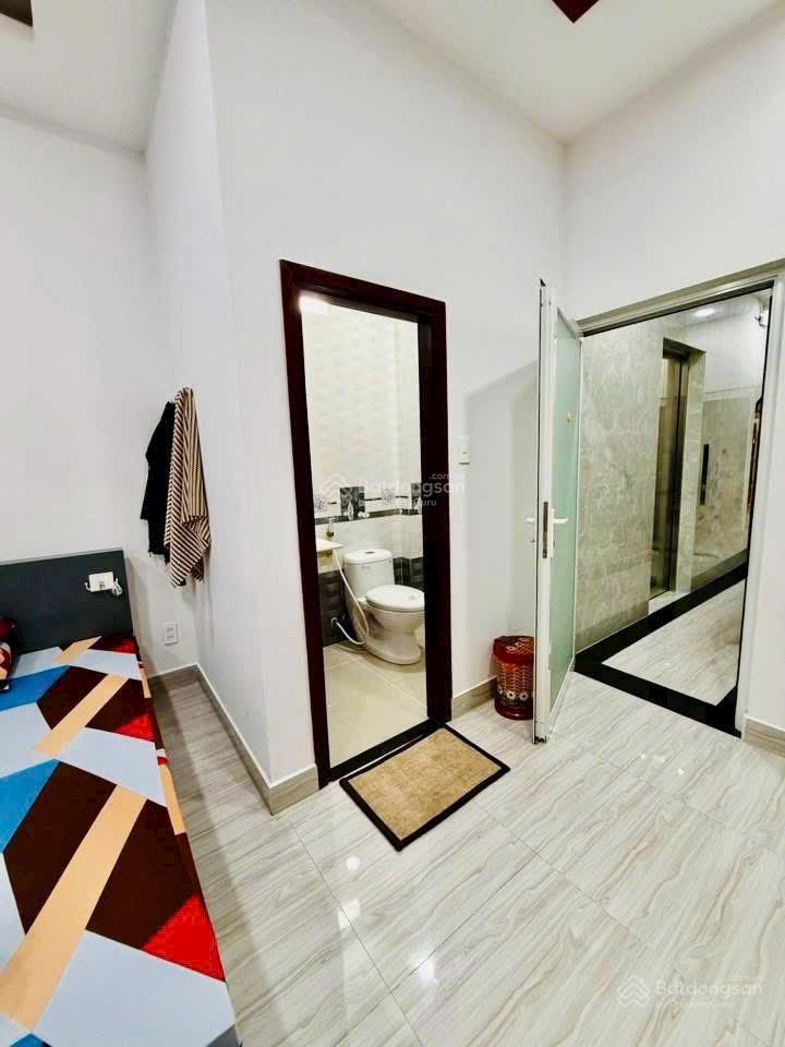 Bán nhà 6 tầng (4x16) có thang máy, hẻm 8m gần vòng xoay, coopmart, chợ phú lâm, quận 6