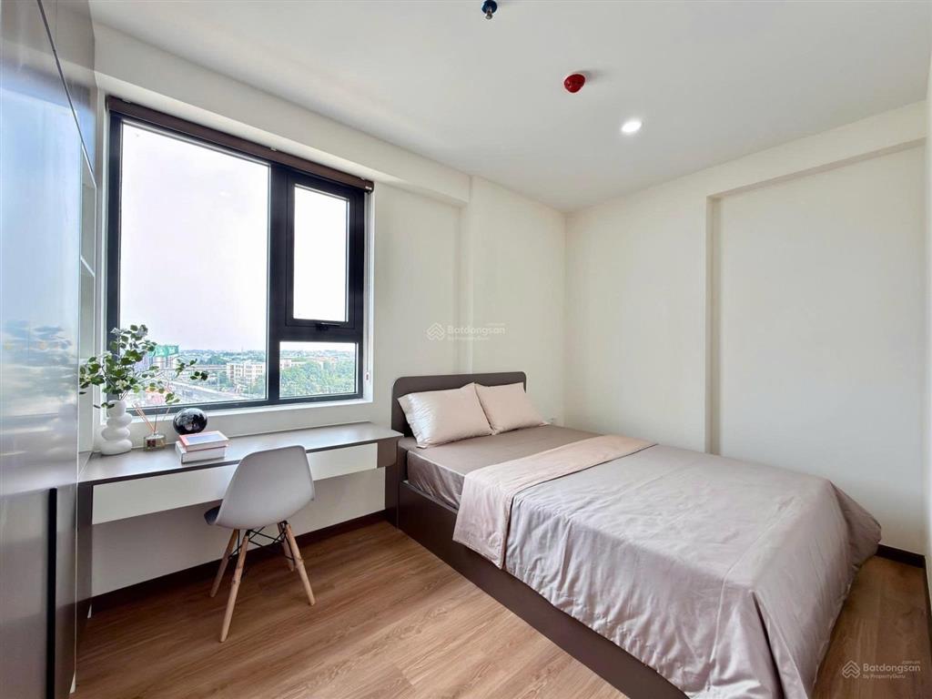 Bán gấp chung cư diamon boulevard chỉ 2.4 tỷ/căn 2pn tặng full nội thất , hỗ trợ trả góp không vay