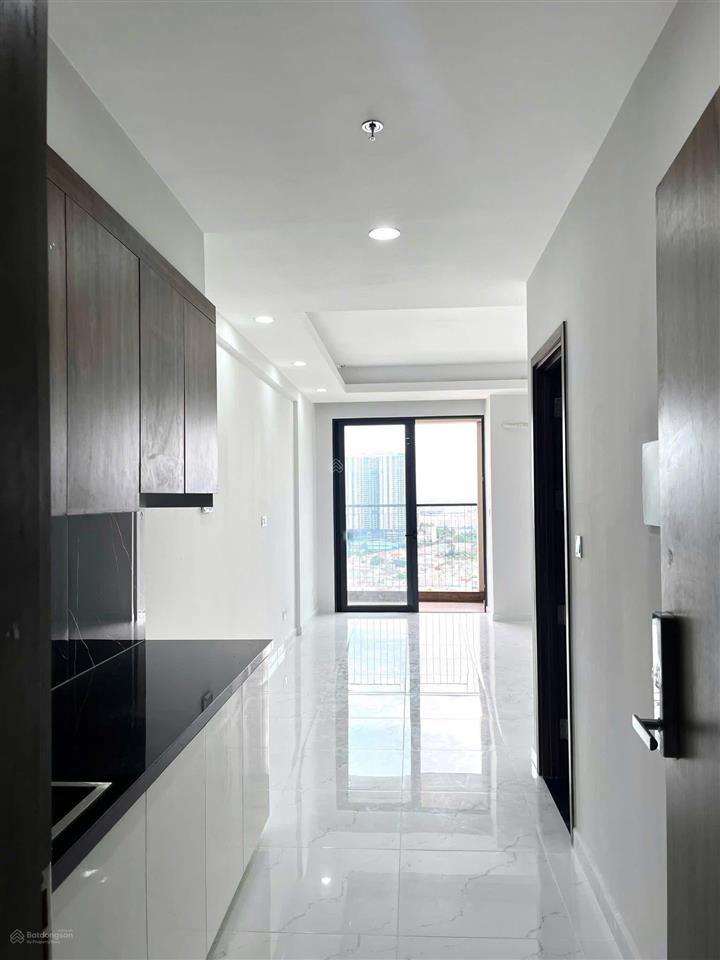 Giá tốt 1 tỷ 980 opal skyline 2pn 2wc 66m², tầng 10 đẹp, hỗ trợ vay max 70%, sẵn sổ hồng ạ