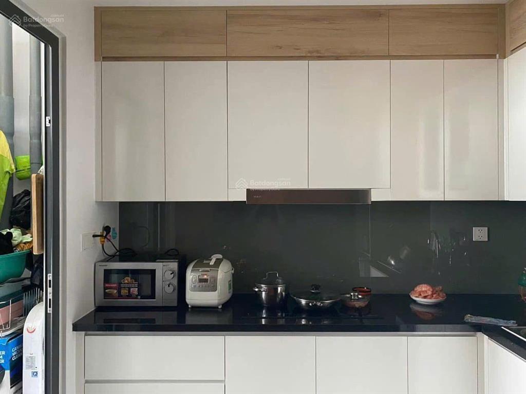 Bán căn 2 phòng ngủ 2wc the rivana 71m2 giá 3tỷ150, full nội thất xịn, view sông, xem nhà zalo em!