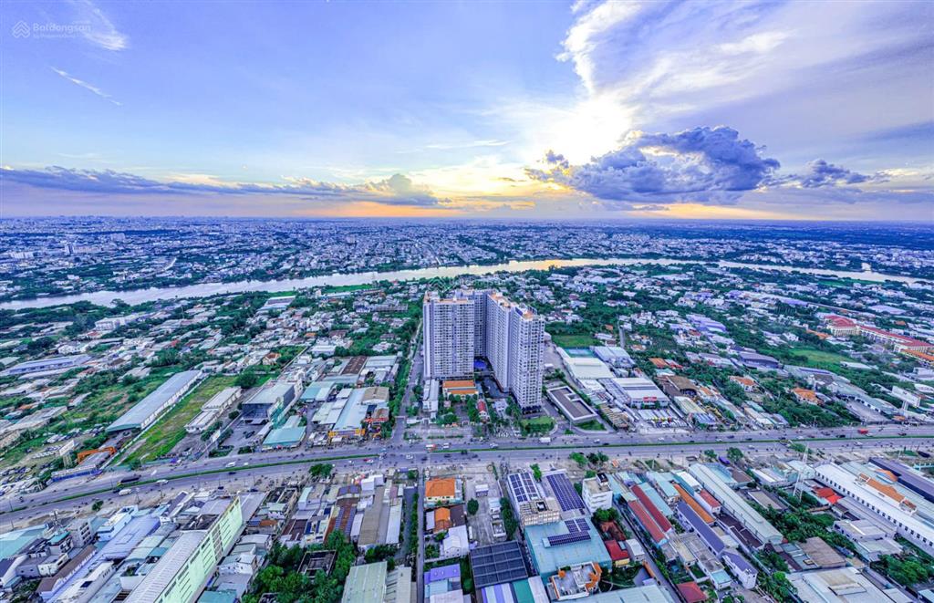 Bán 3tỷ150 the rivana căn 2pn 2wc 71m2 tầng 10x view landmark81 sổ sẵn hỗ trợ vay nhắn tin em nhé