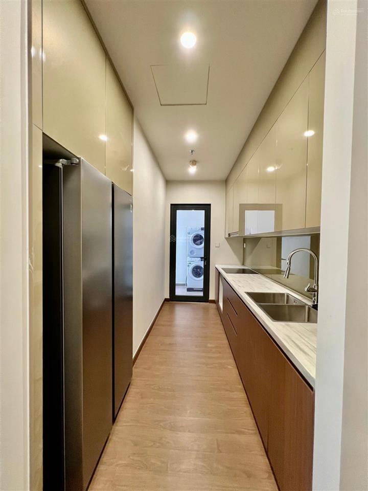 Cần tiền bán gấp căn hộ handiresco  lê văn lương, tầng đẹp, view thoáng   0904 696 ***