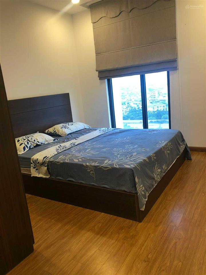 Chính chủ cho thuê căn hộ hà nội center point 27 lê văn lương, 2 phòng ngủ đủ đồ, giá 15tr/th
