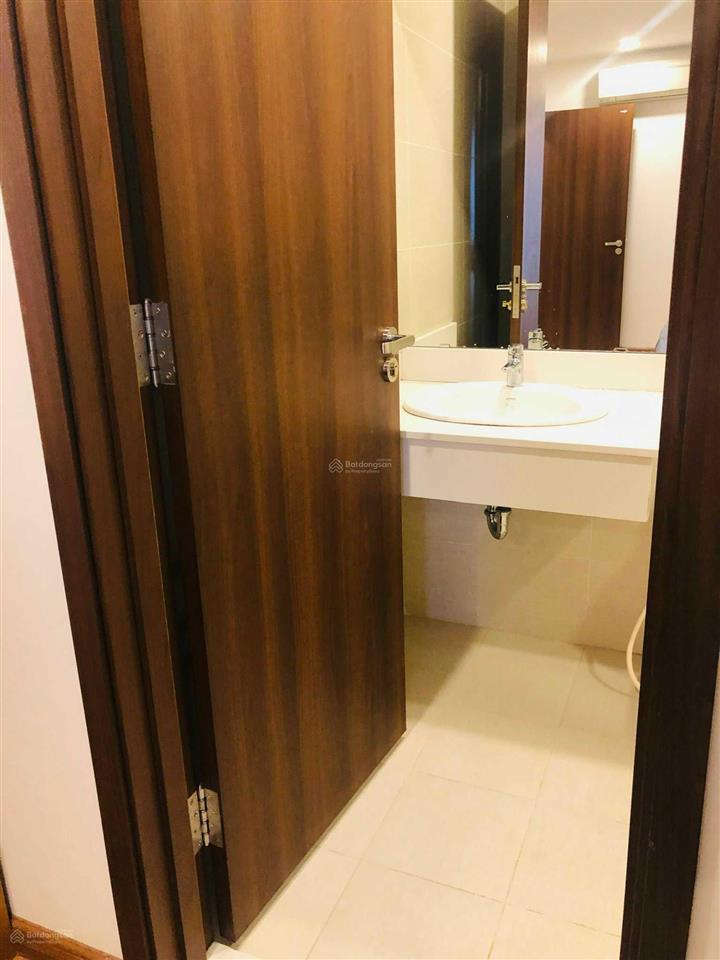 Chính chủ cho thuê căn hộ hà nội center point 27 lê văn lương, 2 phòng ngủ đủ đồ, giá 15tr/th