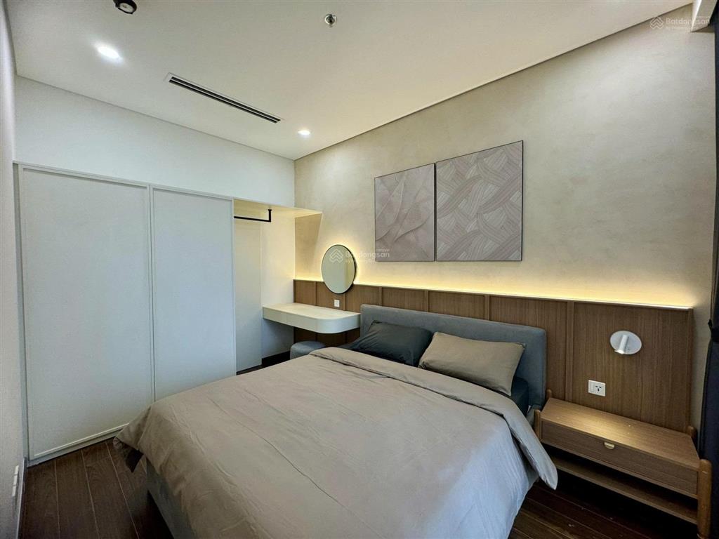 Hàng hiếm! cho thuê căn hộ n04, 2 ngủ đầy đủ nội thất  có slot oto giá 17tr/tháng
