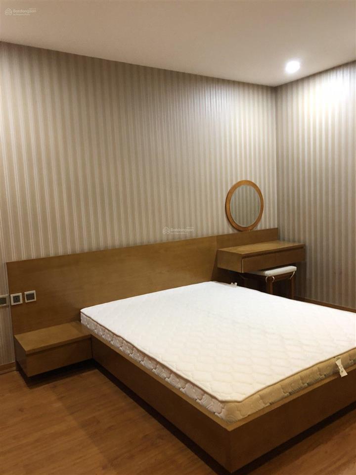 Cho thuê căn hộ n04  udic hoàng đạo thúy, 3pn full đồ, ban công đông nam, giá 22tr/tháng