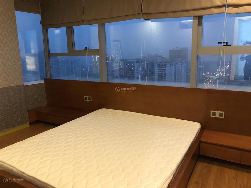 Cho thuê căn hộ n04  udic hoàng đạo thúy, 3pn full đồ, ban công đông nam, giá 22tr/tháng