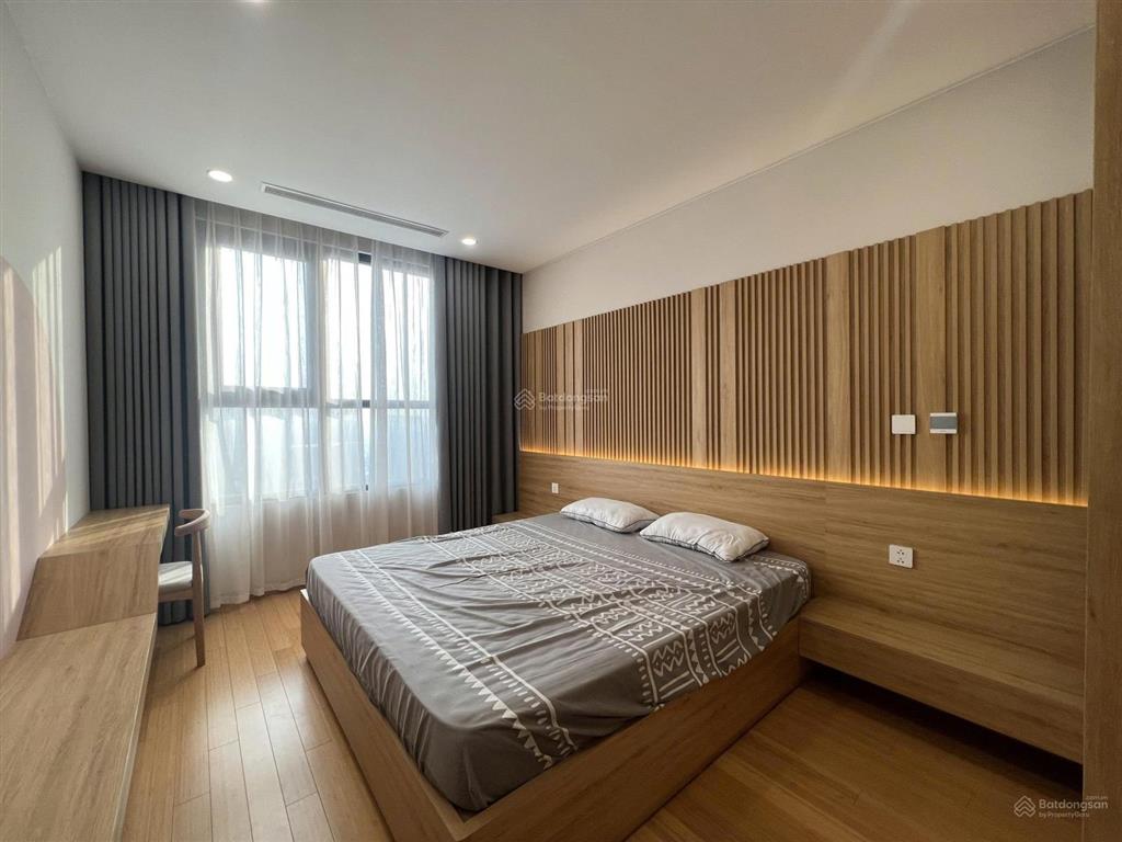 Cho thuê handico33 lê văn lương, 3 phòng ngủ, full đồ gỗ, giá chỉ 18tr/tháng