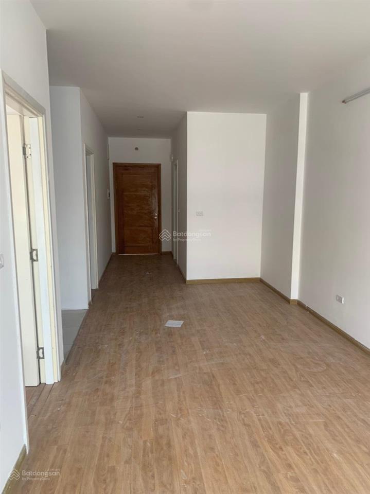 Cho thuê golden west  số 2 lê văn thiêm 2pn 82m², đủ đồ cơ bản, giá 13tr/tháng