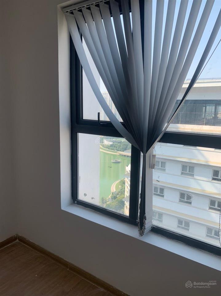 Cho thuê golden west  số 2 lê văn thiêm 2pn 82m², đủ đồ cơ bản, giá 13tr/tháng