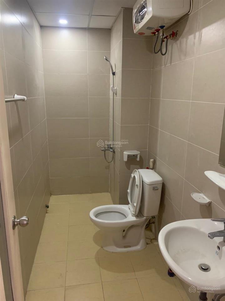 Cho thuê golden west  số 2 lê văn thiêm 2pn 82m², đủ đồ cơ bản, giá 13tr/tháng