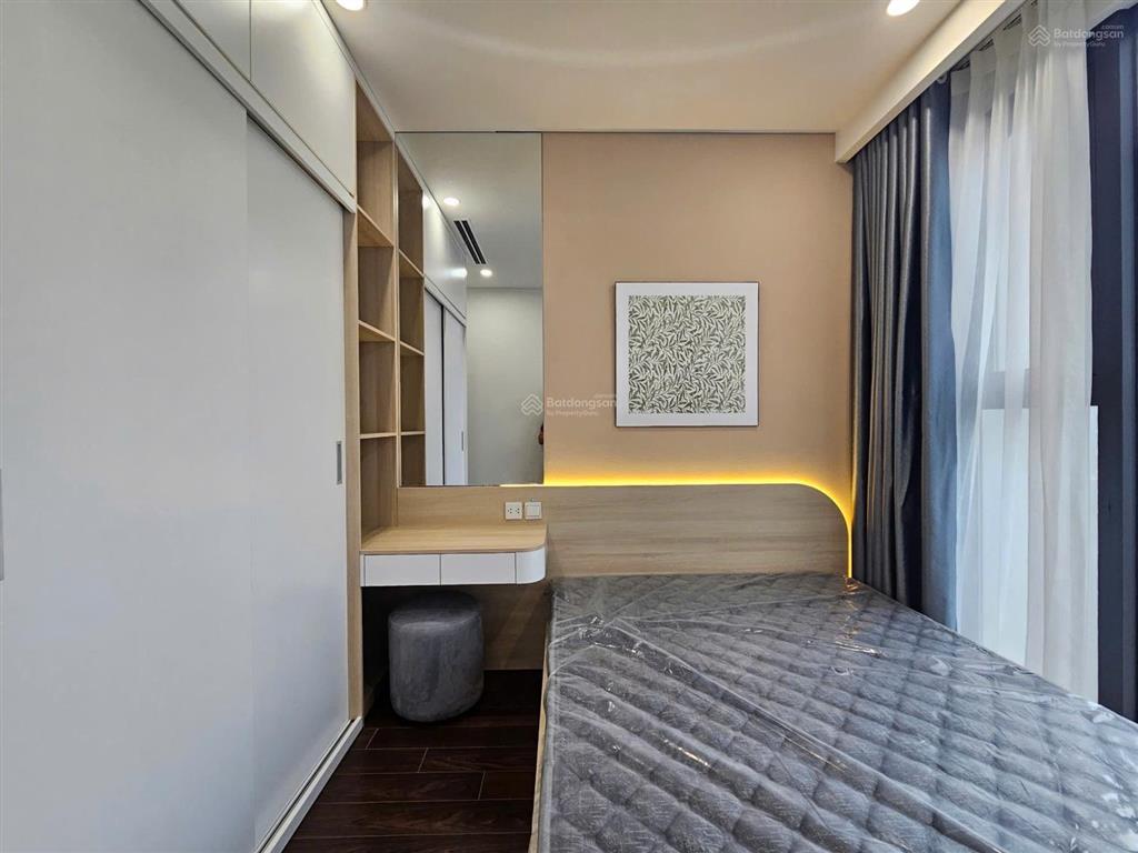 Cho thuê căn hộ chung cư central field 219 trung kính, 2pn đủ đồ đẹp 15tr.  0904 696 ***