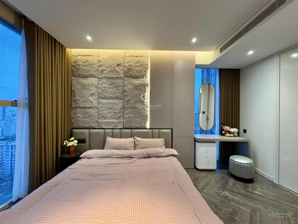 Cho thuê căn hộ handi resco 2 ngủ, đầy đủ nội thất đẹp, giá chỉ 15tr/tháng