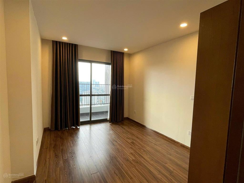 Chính chủ cho thuê căn hộ m3m4 nguyễn chí thanh141m, giá chỉ 15tr/tháng