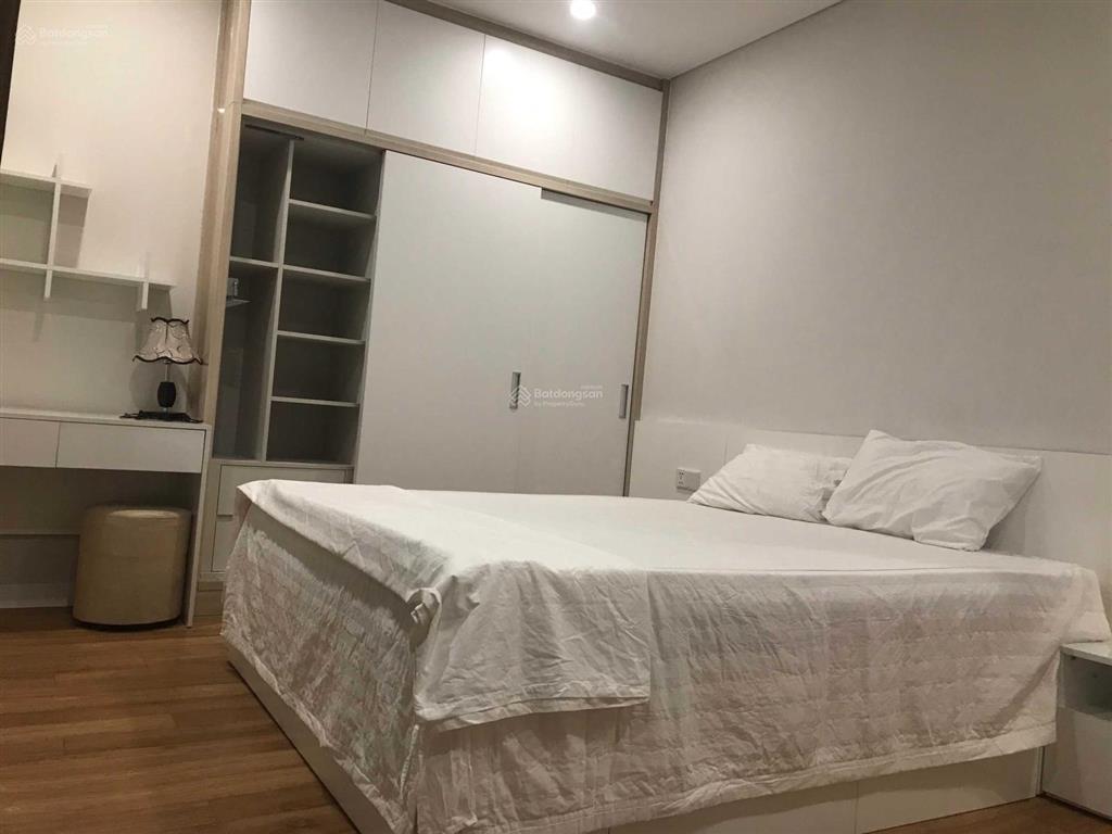 Cho thuê căn hộ home city 70m2, 2pn, đầy đủ đồ, nhà đẹp, giá 15 triệu/tháng.  0904 696 ***
