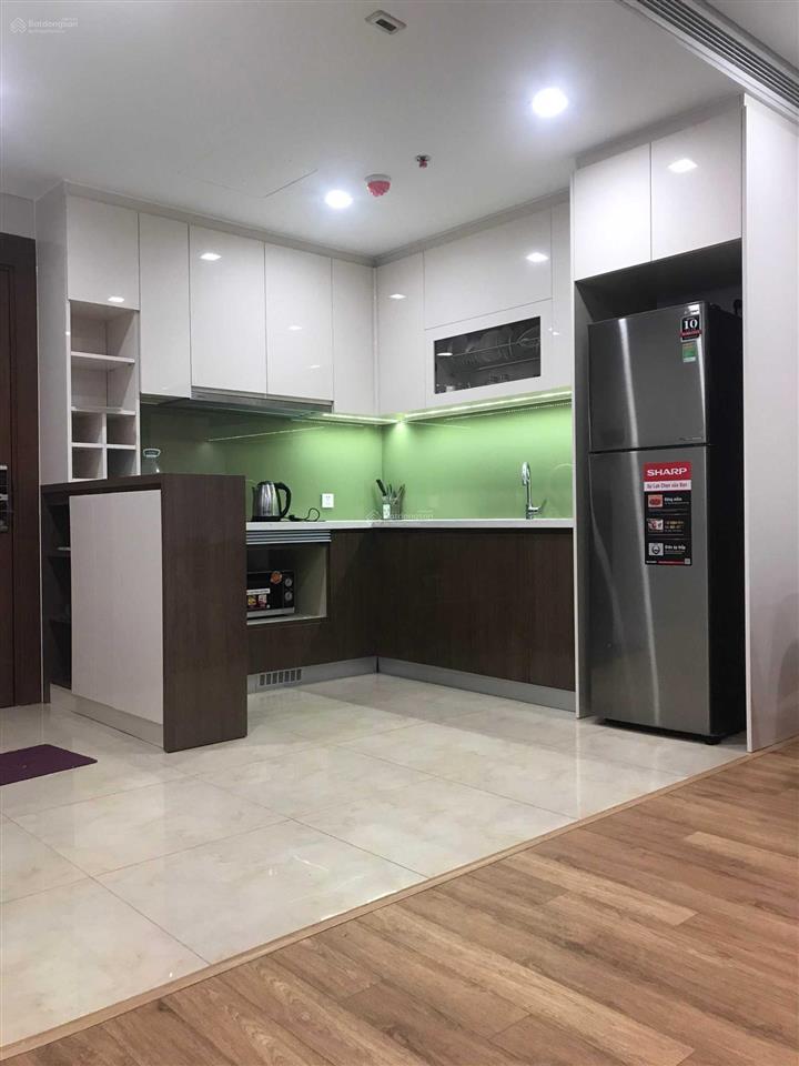 Cho thuê căn hộ home city 70m2, 2pn, đầy đủ đồ, nhà đẹp, giá 15 triệu/tháng.  0904 696 ***