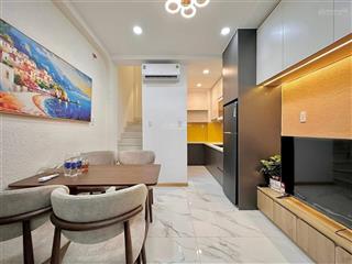 Mặt tiền phan xích long  khu kinh doanh sầm uất  4 tầng btct  mặt bằng kd + 3pn 4wc