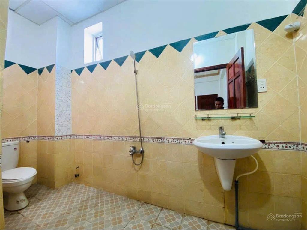 2tr5 phòng trọ full nội thất thang máy ngay cầu vượt tân thới hiệp  lê văn khương