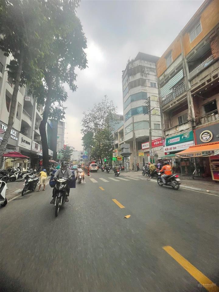 Duy nhất còn sót lại ngay lúc này mặt tiền trần quang khải . q1 ( giá hời )