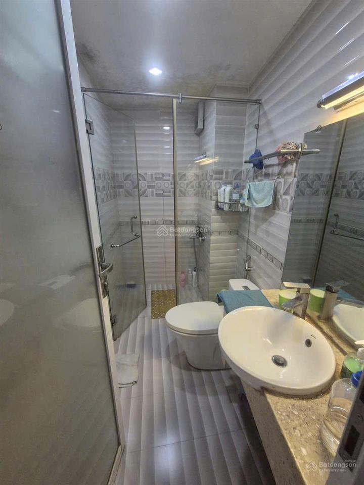 Hiếm có lúc này gần mặt tiền quận 1, hẻm lớn chỉ còn 9,5 tỷ