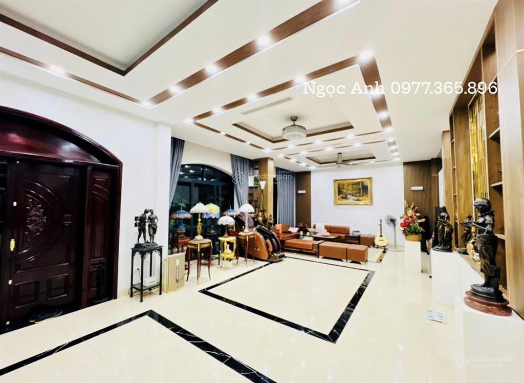 Bán biệt thự vinhomes imperia  d.tich  144m2  ht full nội thất  về ở ngay . giá  20.8 tỷ