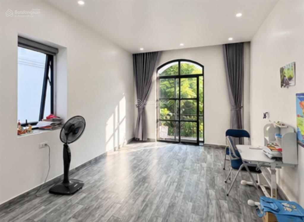 Bán gấp song lập vence 144m2  đường thông  giá chỉ 20 tỷ  full nội thất thang máy
