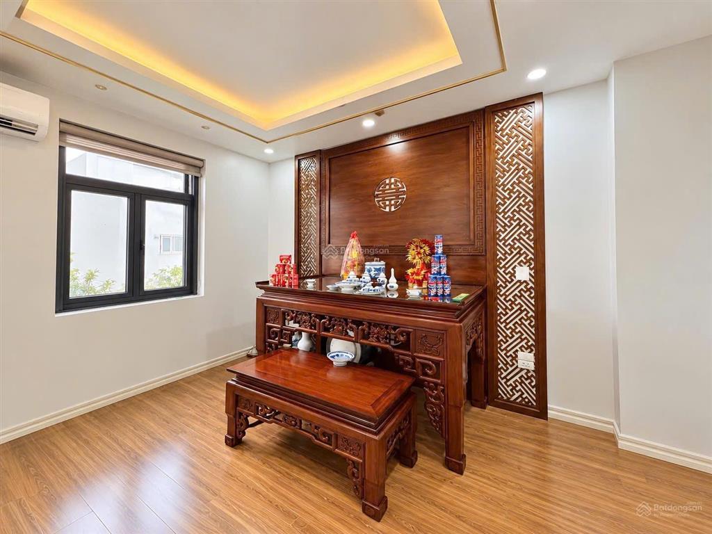 Bán song lập paris 200m2  vinhomes imperia  giá chỉ 23.6 tỷ  full nội thất
