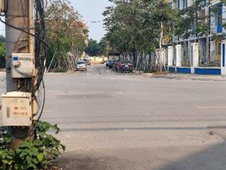 Cc gửi bán lô đất 94m  mt 5.7m hàng đầu tư f0 giá êm phân lô vỉa hè oto tránh kinh doanh