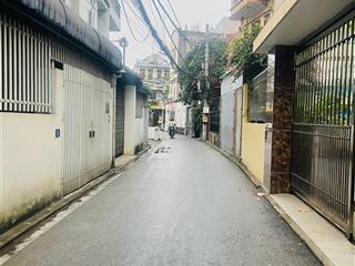 Cc gửi bán đất đẹp giá đầu tư phố thanh am  lb . 105m mt 6m ngõ thông ô tô giá đt chỉ 13,5 tỷ tl